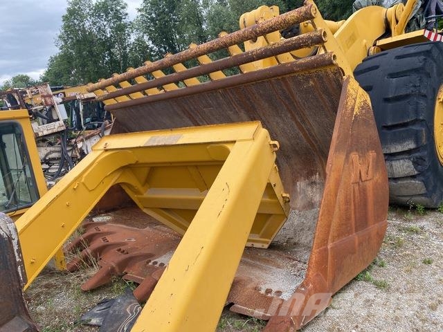Komatsu WA700 Pás carregadoras de rodas