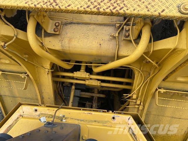 Komatsu WA700 Pás carregadoras de rodas