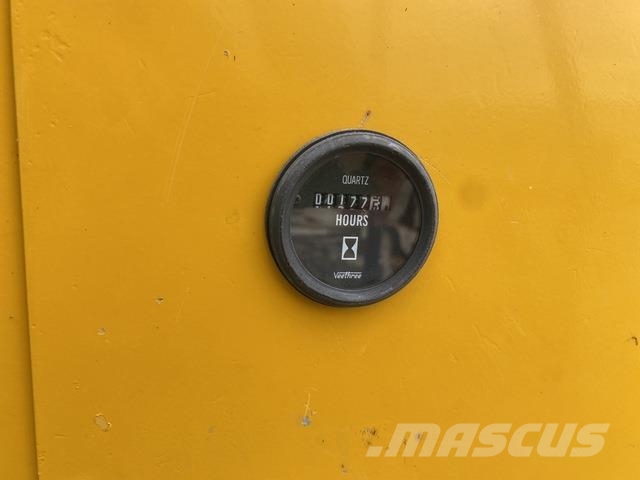 Komatsu WA700 Pás carregadoras de rodas