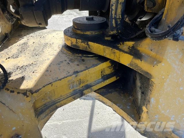 Komatsu WA800-3 Hjullastere