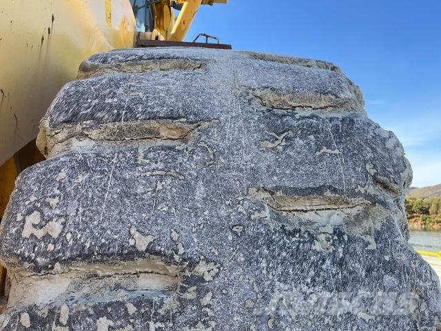 Komatsu WA800-3 Hjullastere