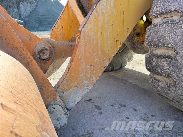 Komatsu WA800-3 Hjullastere
