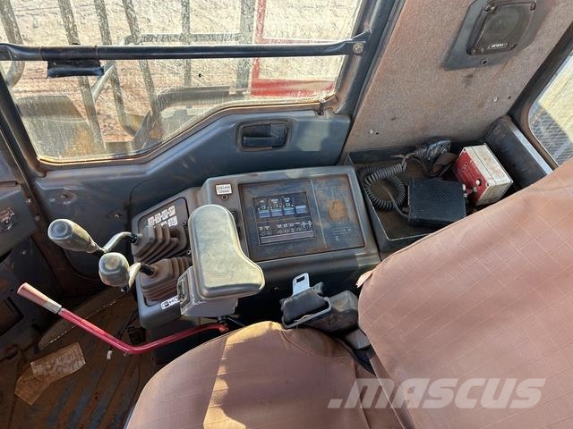 Komatsu WA900-3 Wheel loaders