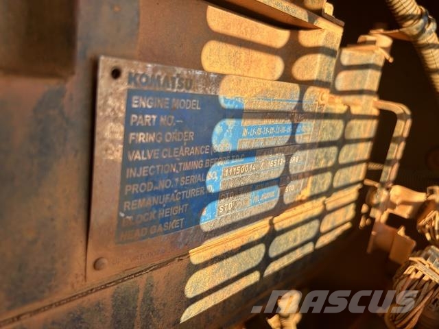 Komatsu WA900-3 Wheel loaders
