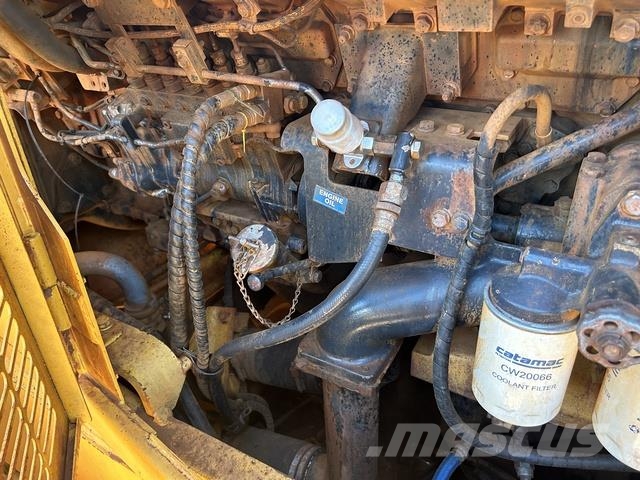 Komatsu WA900-3 Wheel loaders