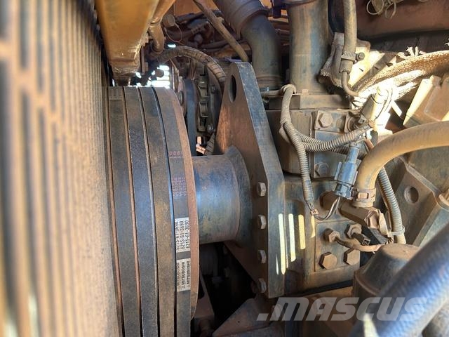 Komatsu WA900-3 Wheel loaders