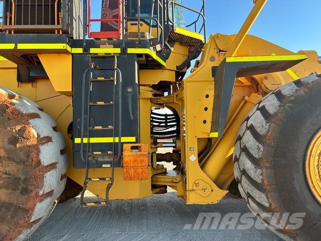 Komatsu WA900-3 Wheel loaders