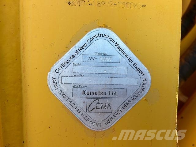 Komatsu WA900-3 Wheel loaders