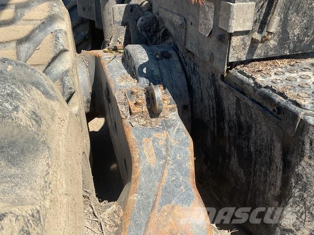 Komatsu XH931XC-3 收割机