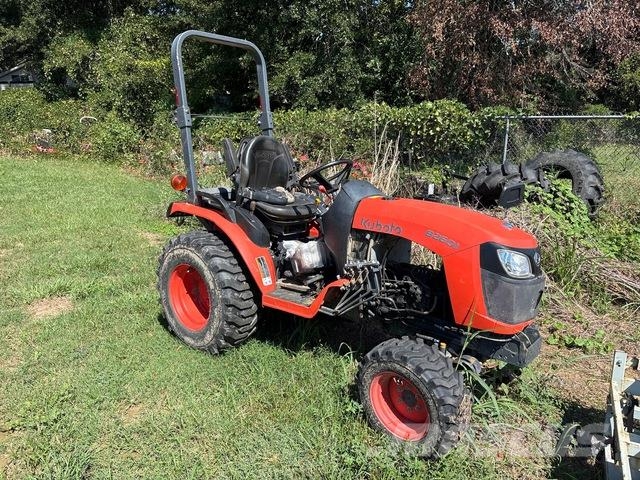 Kubota B2601HSD 소형 트랙터