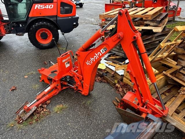 Kubota BH77 Retroescavadeiras