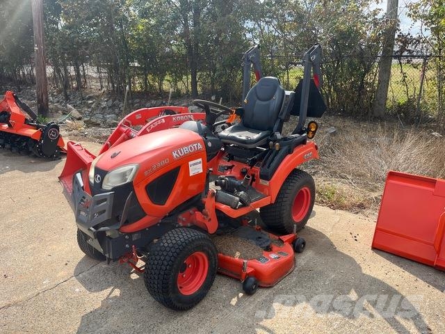Kubota BX2380TV60 コンパクトトラクター