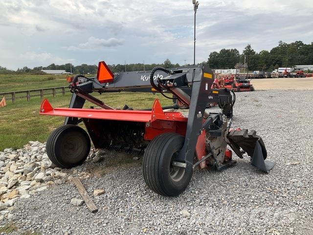 Kubota DMC8032T モアーコンディショナー
