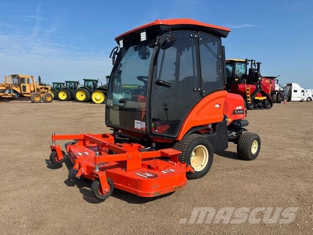 Kubota F3710 Kompakttraktorid