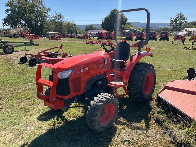 Kubota L2501HST Manji traktori
