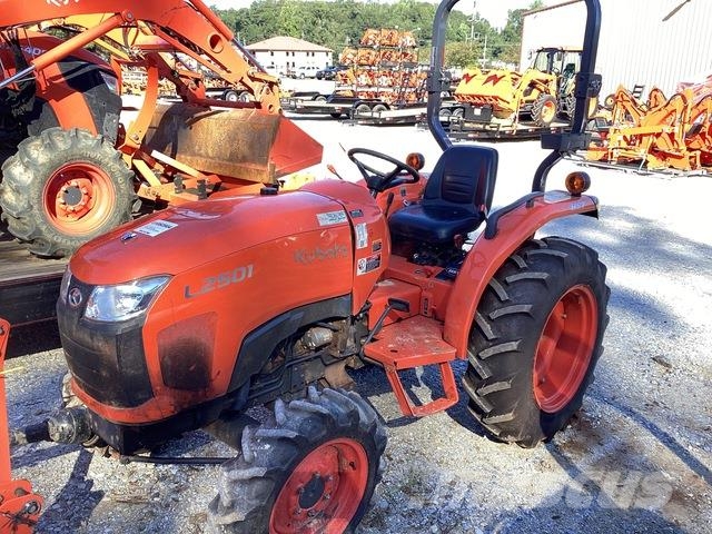 Kubota L2501HST Tractores compactos