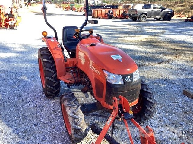 Kubota L2501HST Tractores compactos