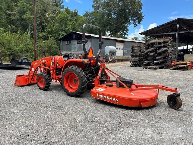 Kubota L3302DT Tratores compactos