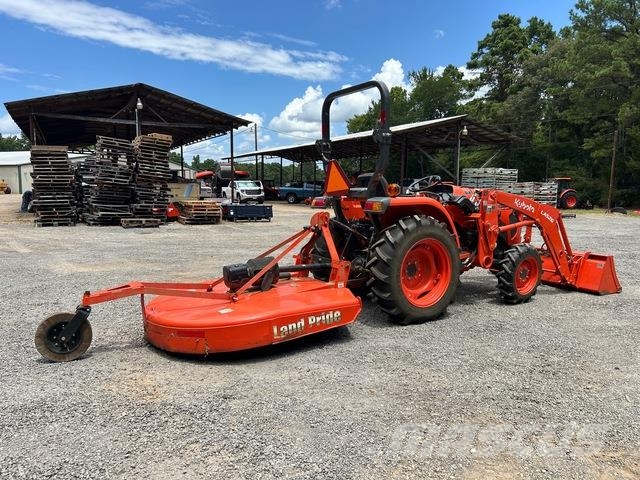 Kubota L3302DT Tratores compactos