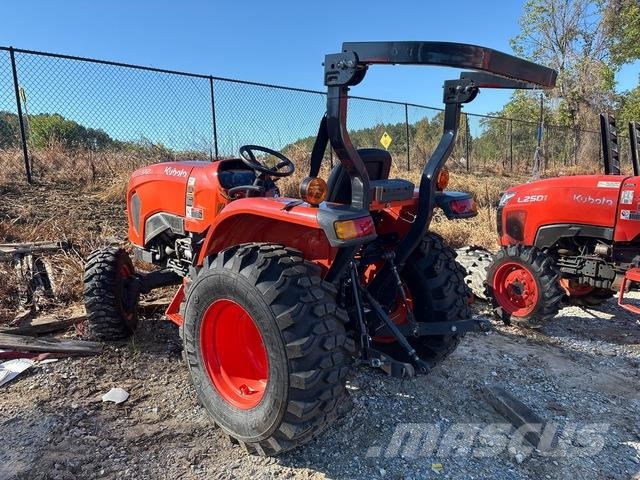 Kubota L3302HST Kleintraktoren