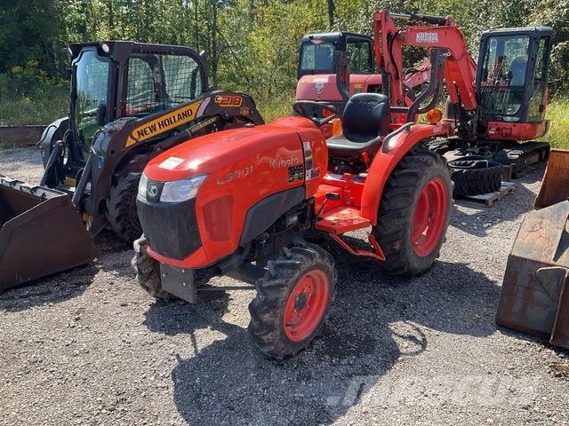 Kubota L3901HST Naudoti kompaktiški traktoriai
