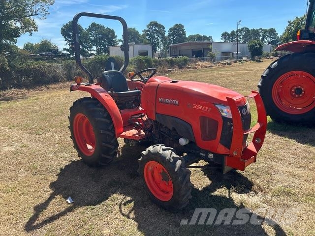 Kubota L3901HST Kompaktné traktory