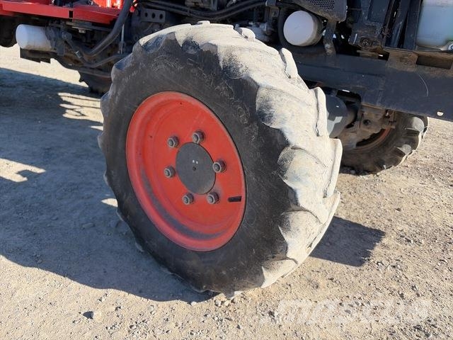 Kubota L4600 Tractors