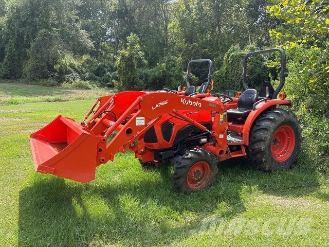 Kubota L4802HST Compact tractors