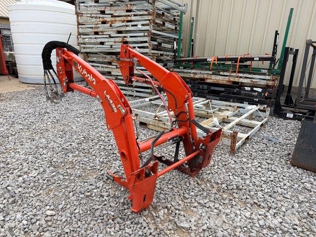 Kubota LA435 Otros