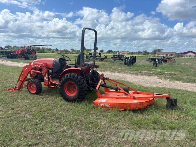 Kubota LX2610 コンパクトトラクター