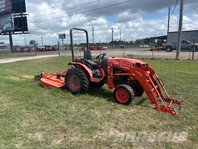 Kubota LX2610 コンパクトトラクター