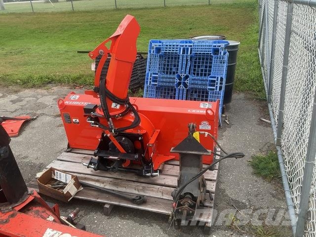 Kubota LX2963 Снігомітли