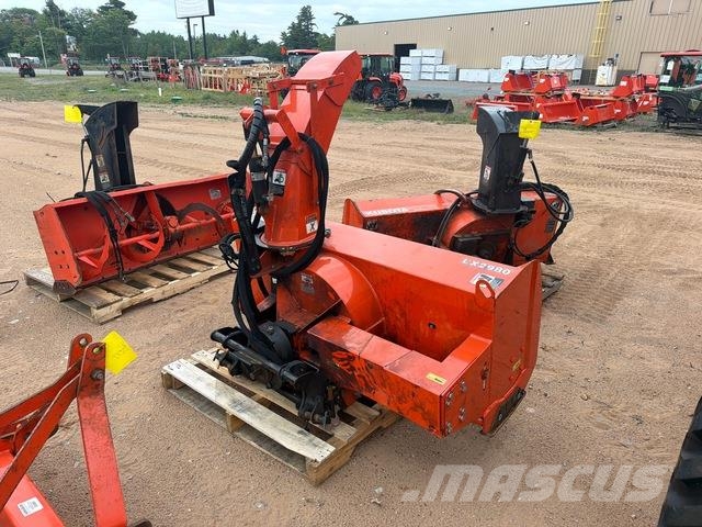 Kubota LX2980 掃雪機