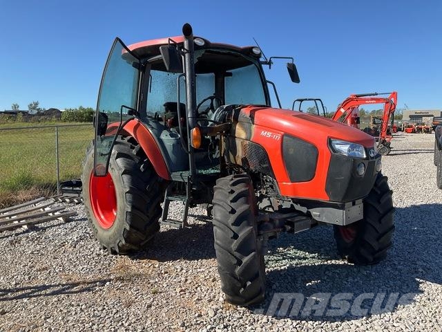 Kubota M5-111HDC-1 コンパクトトラクター