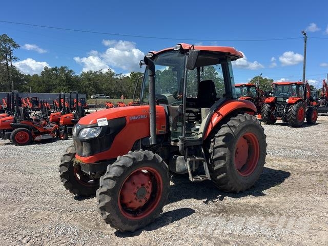 Kubota M6060HDC Kompaktie traktori