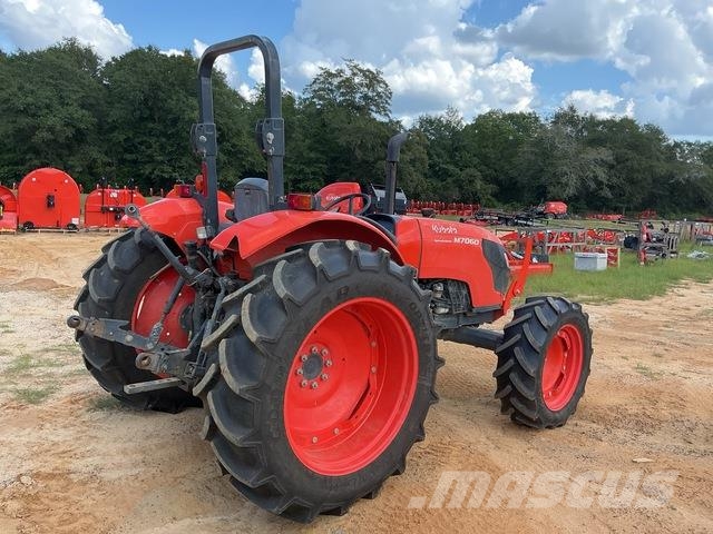 Kubota M7060HD Taajamatraktorit
