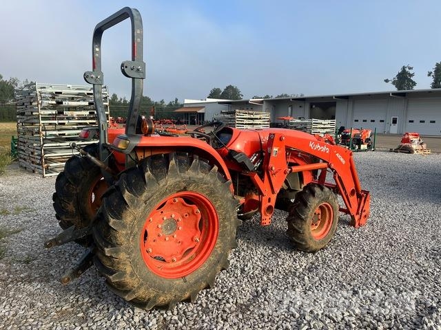 Kubota MX5400HST Manji traktori