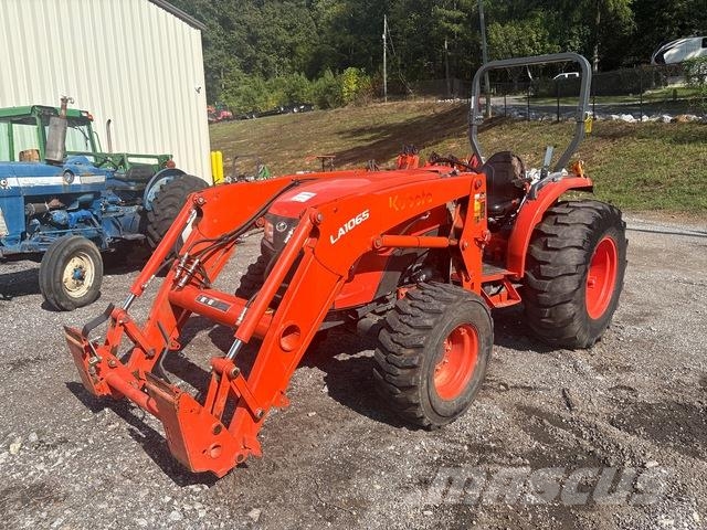 Kubota MX6000HST Compact tractors