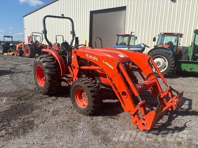 Kubota MX6000HST Kompaktné traktory