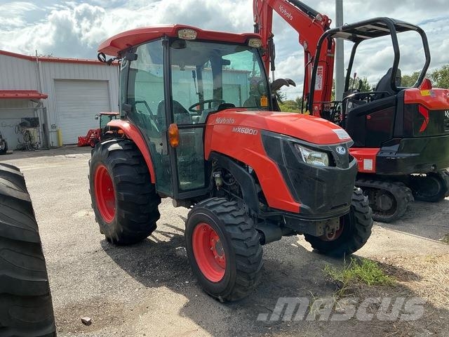 Kubota MX6000HSTC جرارات مدمجة