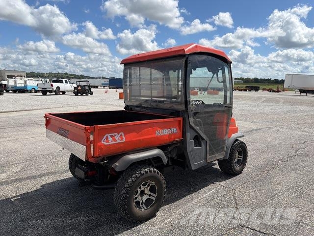 Kubota RTV900 ماكينات منفعة عامة