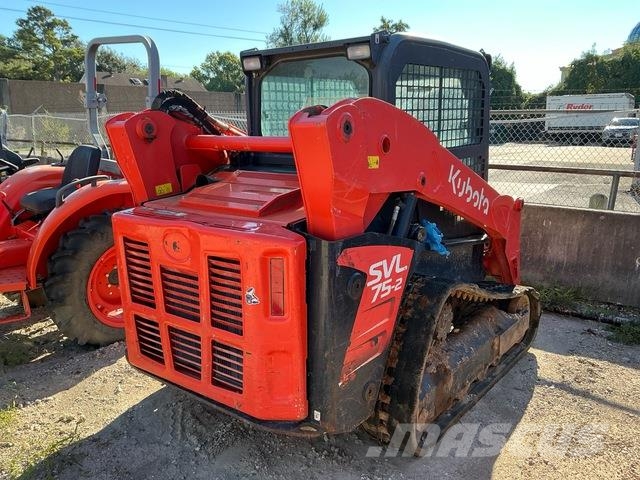 Kubota SVL75-2HFWC Мини-погрузчики