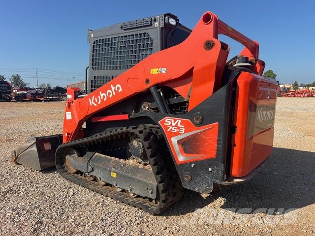 Kubota SVL75-3HFWVRCC スキッドステアローダー