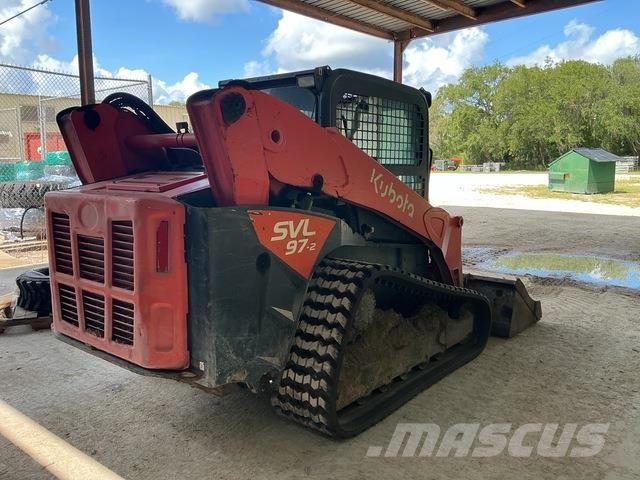 Kubota SVL97-2HFC スキッドステアローダー