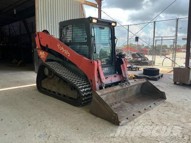 Kubota SVL97-2HFC スキッドステアローダー
