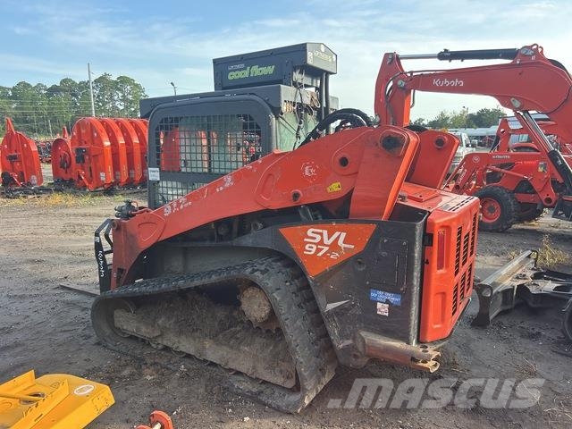 Kubota SVL97-2HFC スキッドステアローダー