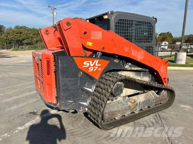 Kubota SVL97-2HFC スキッドステアローダー