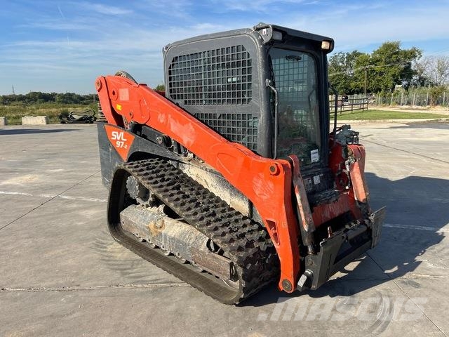 Kubota SVL97-2HFC スキッドステアローダー