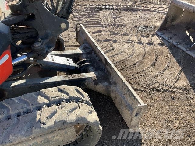 Kubota U27-4 Mini bageri < 7t