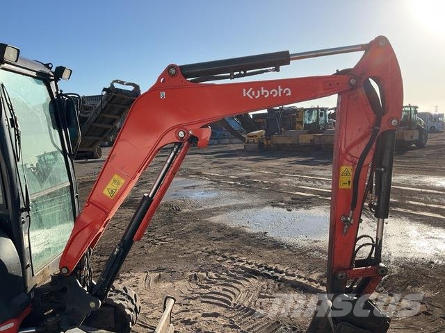 Kubota U27-4 Mini bageri < 7t